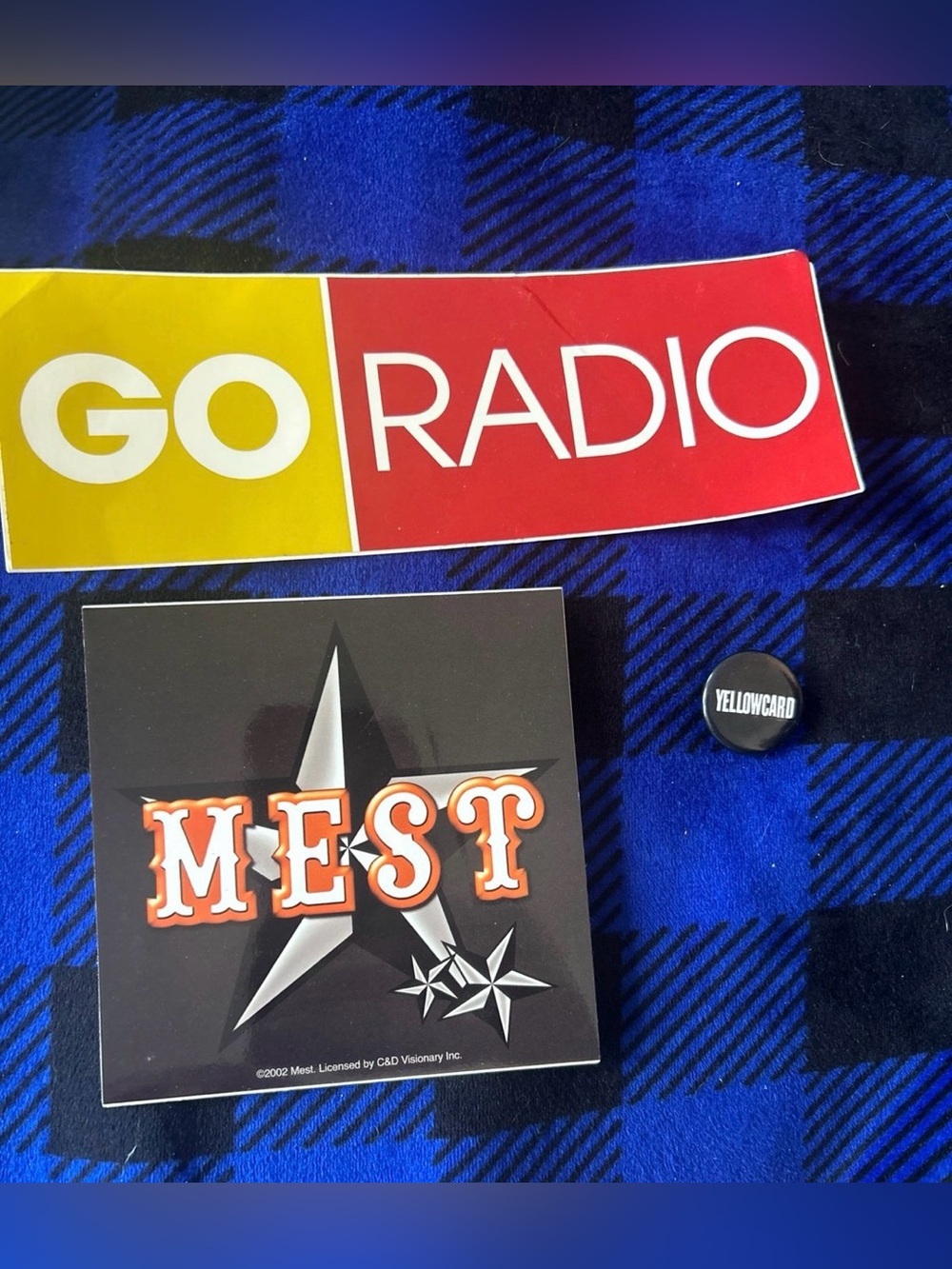 Emo stickers / pins bundle y2k mest, go radio, yellowcard